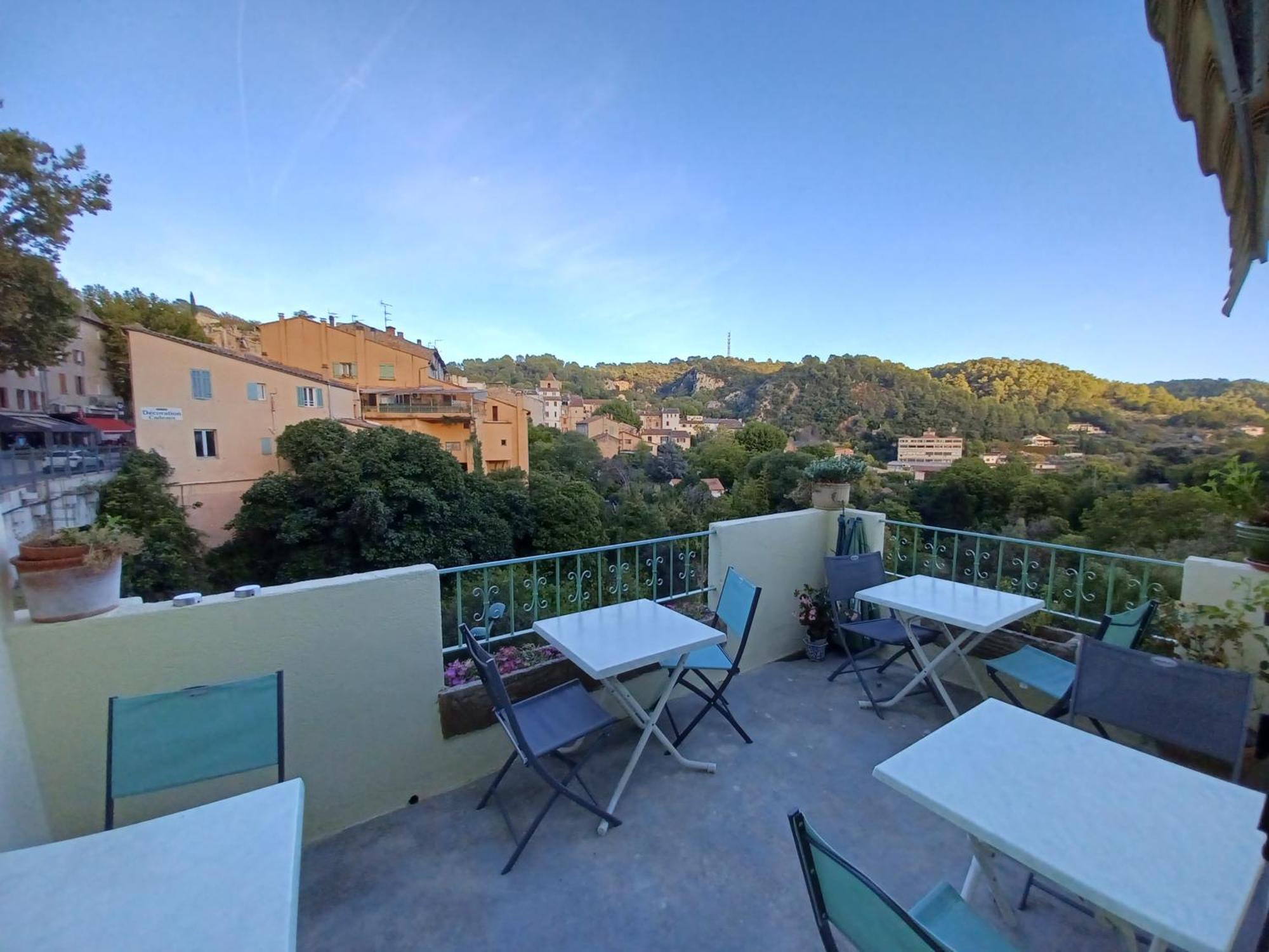 Logis Hotel Du Pont D'Or บาร์โฌลส์ ภายนอก รูปภาพ